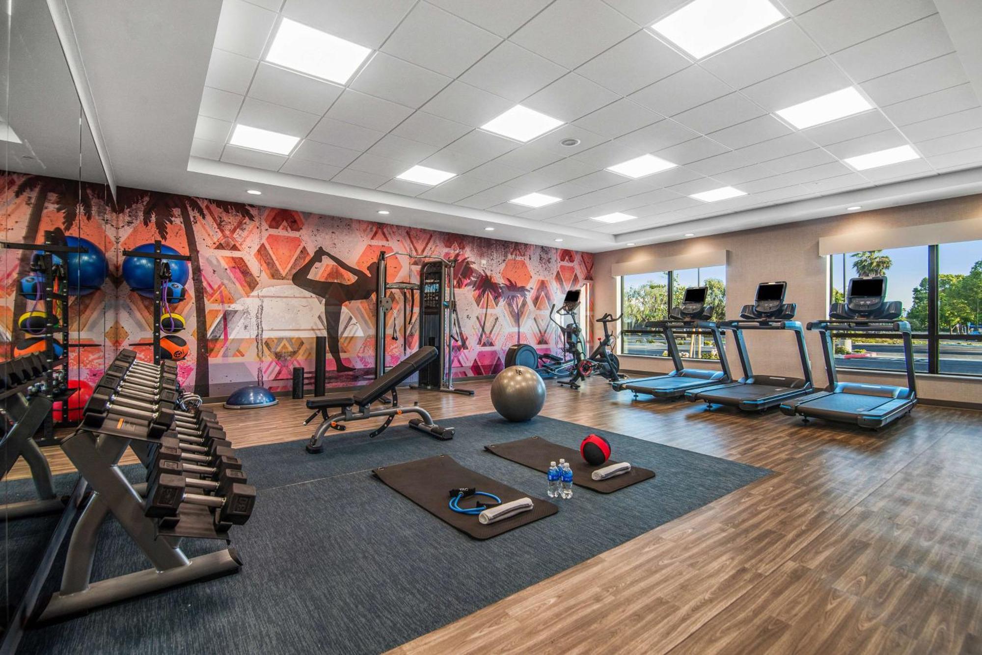 Hyatt Place Newark-Silicon Valley المظهر الخارجي الصورة
