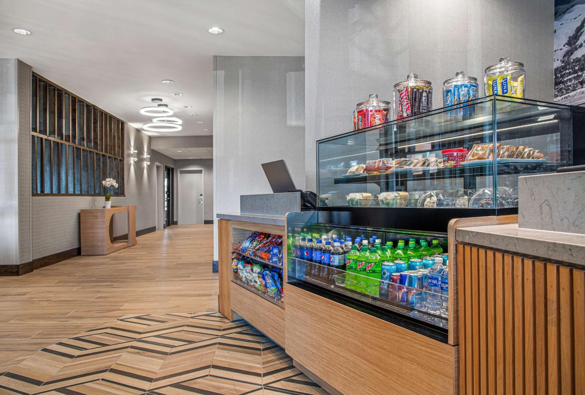 Hyatt Place Newark-Silicon Valley المظهر الخارجي الصورة